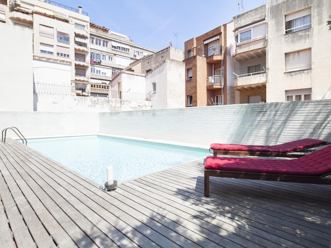 Duplex avec Piscine près du Centre-ville pour 8 - My Space Barcelona Appartements