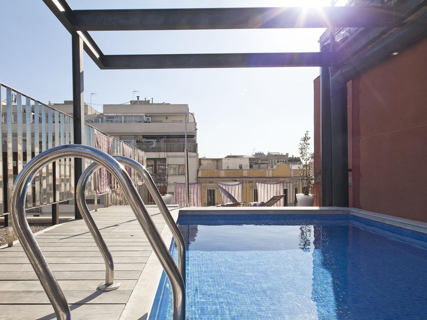 Appartement avec Terrasse Privée et Piscine près de la Plage pour 8 - My Space Barcelona Appartements