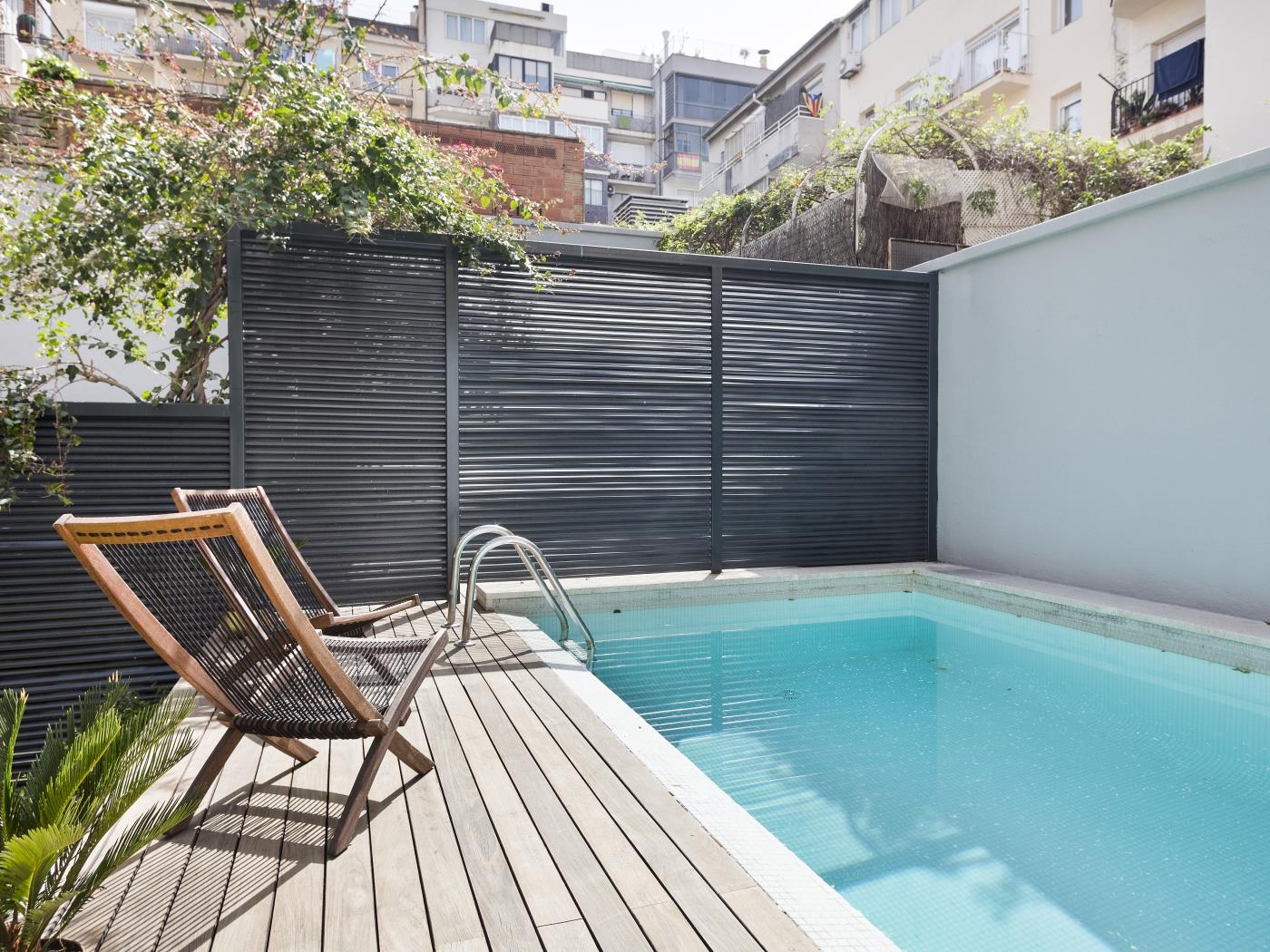 Duplex moderne avec Jardin et Piscine Privé pour 10 - My Space Barcelona Appartements
