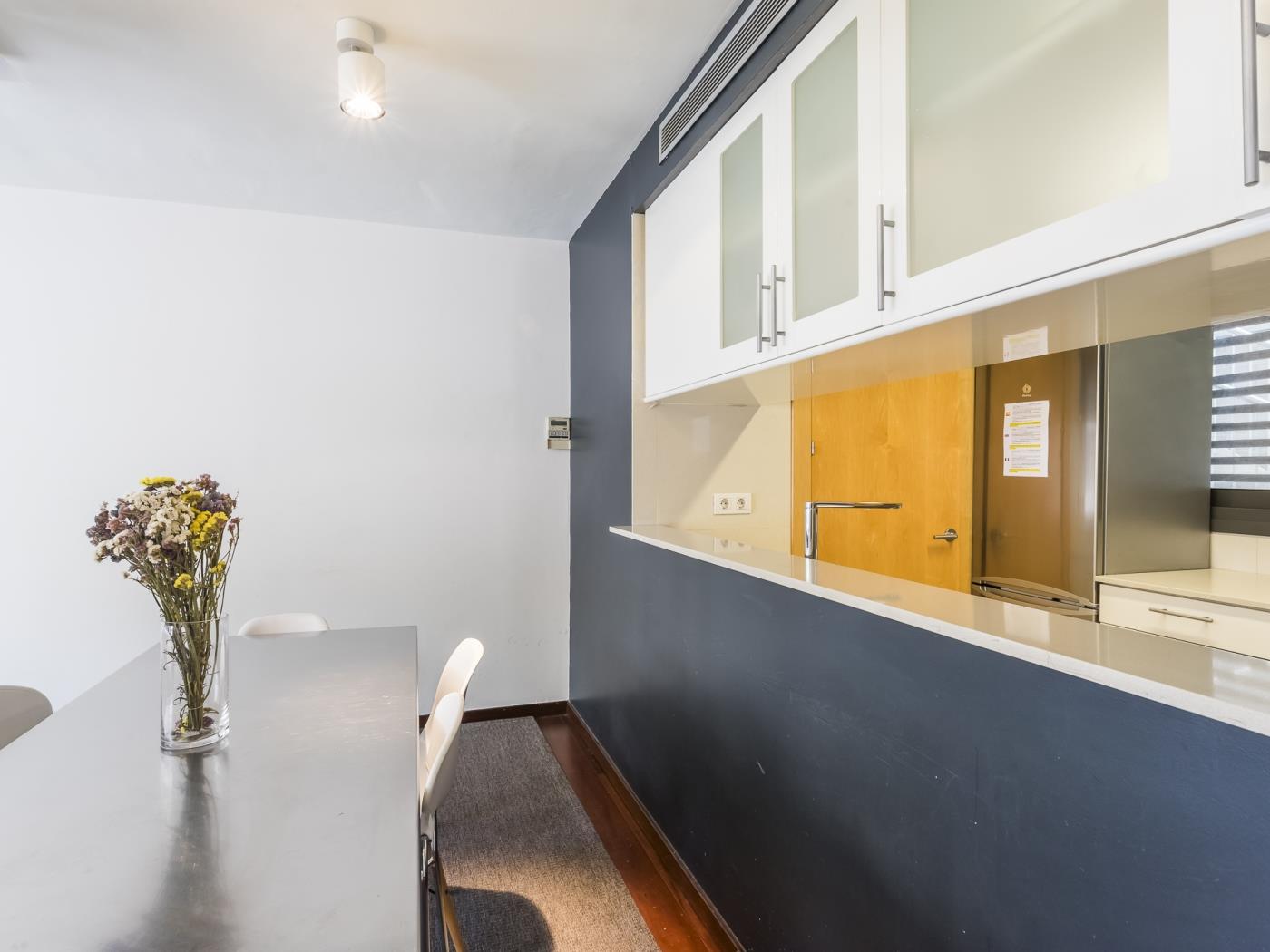 Appartement avec terrasse et piscine près du parc Güell pour 8 - My Space Barcelona Appartements
