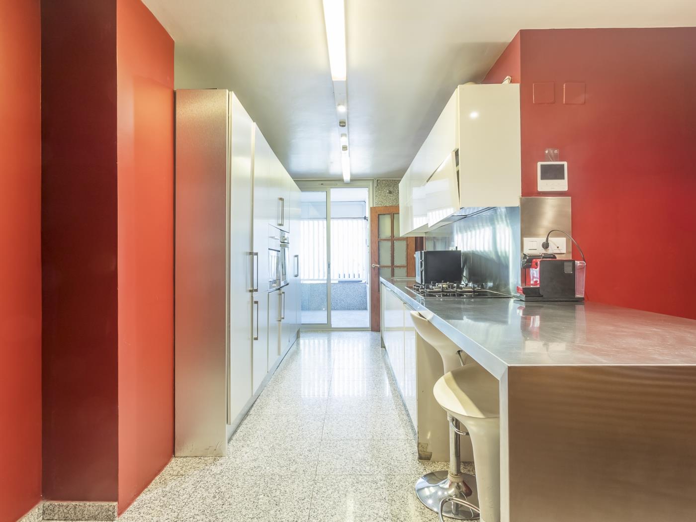 Spacieux appartement exécutif à Bonanova avec terrasse pour 8 - My Space Barcelona Appartements