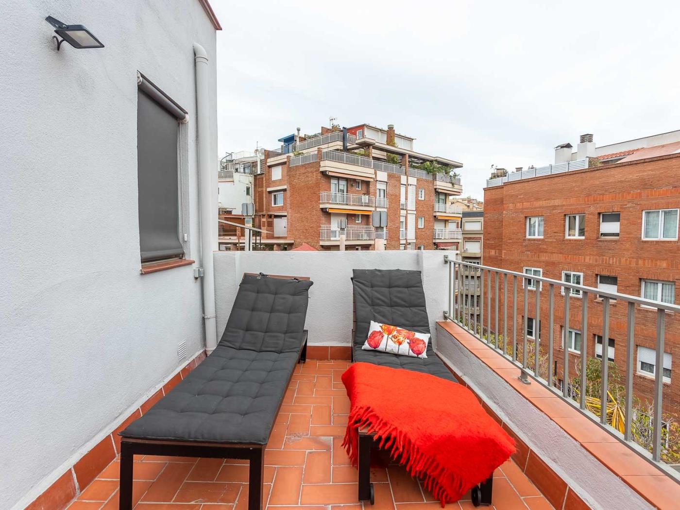 Appartement lumineux et récemment rénové, avec deux terrasses pour 4 - My Space Barcelona Appartements