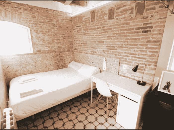 Chambre mansardée confortable dans un appartement de 4 chambres à coucher - My Space Barcelona Appartements
