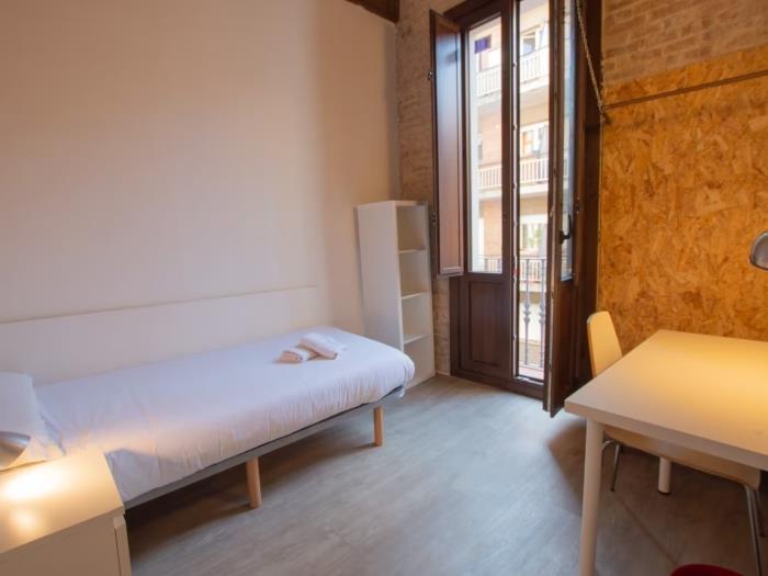 Chambre dans un nouvel appartement de 4 chambres à Gràcia avec balcon - My Space Barcelona Appartements