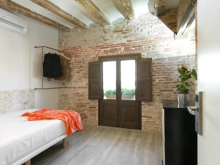 Chambre simple lumineuse et spacieuse avec accès balcon privé - My Space Barcelona Appartements