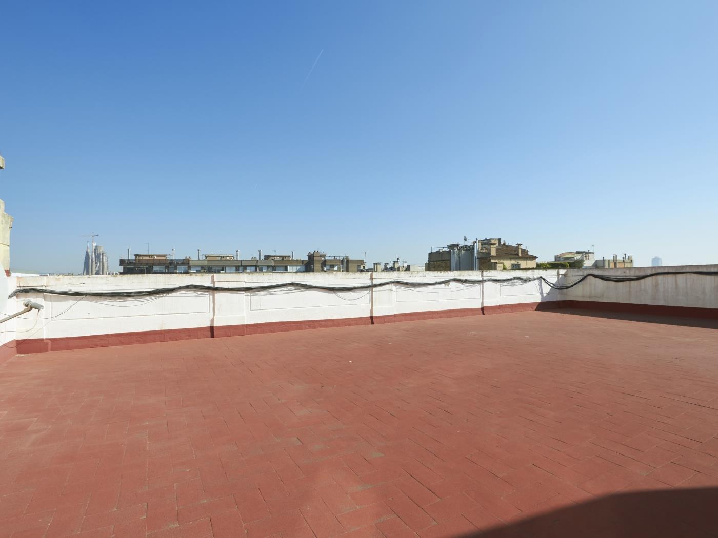 A VENTE : Penthouse lumineux et rénové dans l'Eixample - Prix 579.000 € - My Space Barcelona Appartements