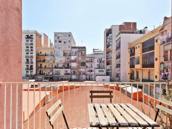 ¡Encantador pis amb capacitat per a 6 persones a prop del cor de la ciutat! - My Space Barcelona Appartements