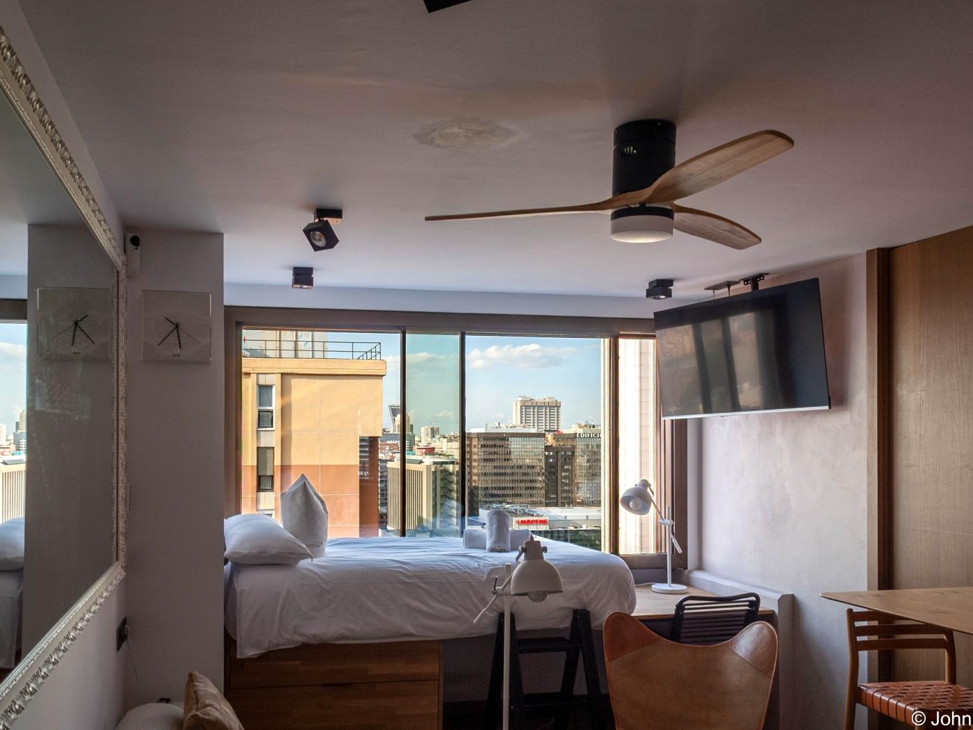 Loft moderne avec piscine sur le toit et vue sur la ville - My Space Madrid Appartements
