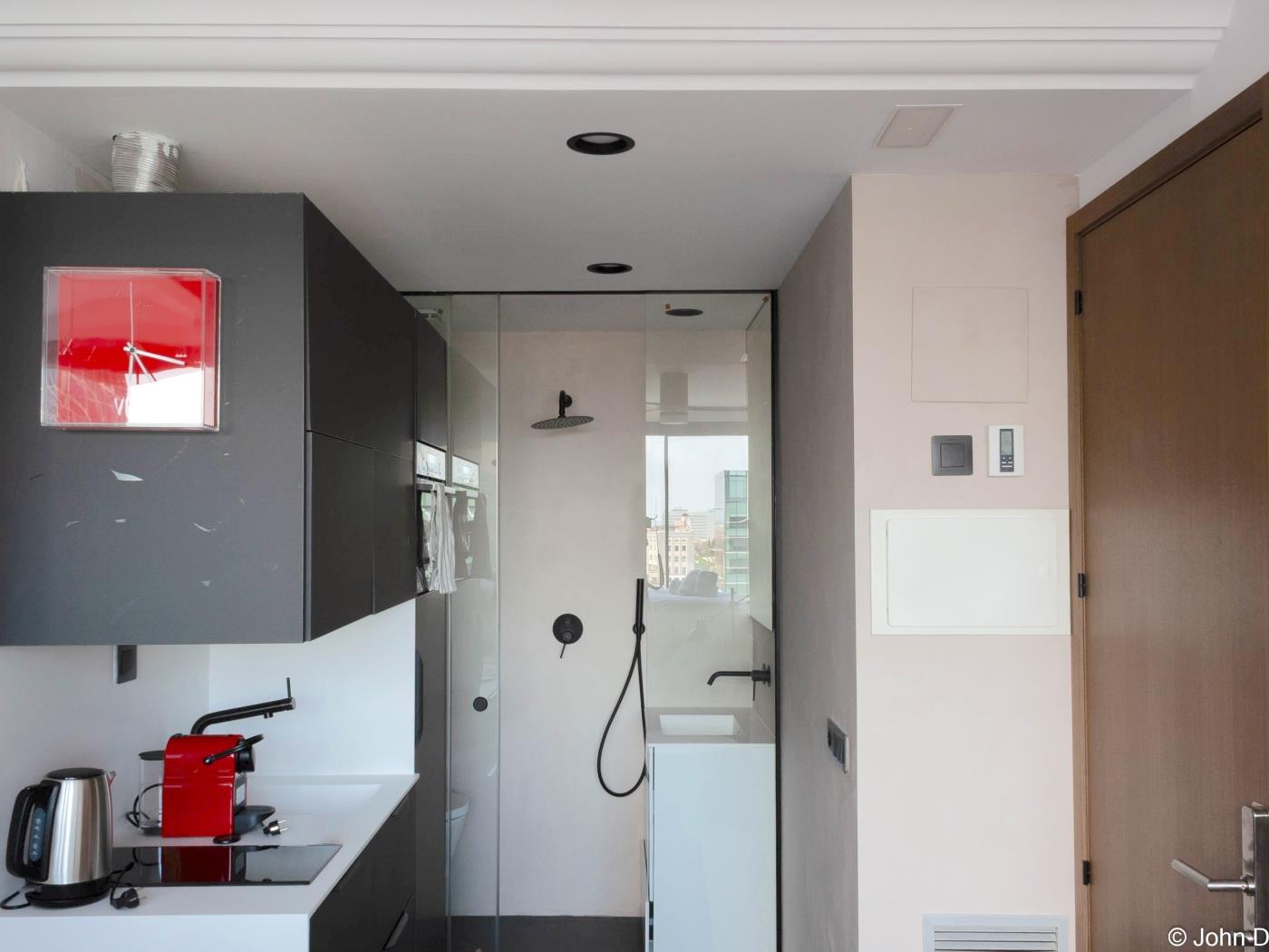 Loft studio moderne avec vue sur la ville, piscine sur le toit - My Space Madrid Appartements