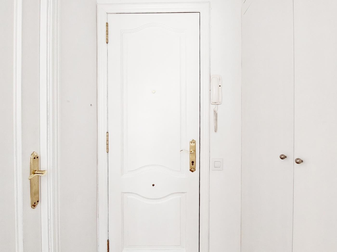Helle 3‑Zimmer‑Wohnung mit Terrasse im Eixample von Barcelona - My Space Barcelona Appartements