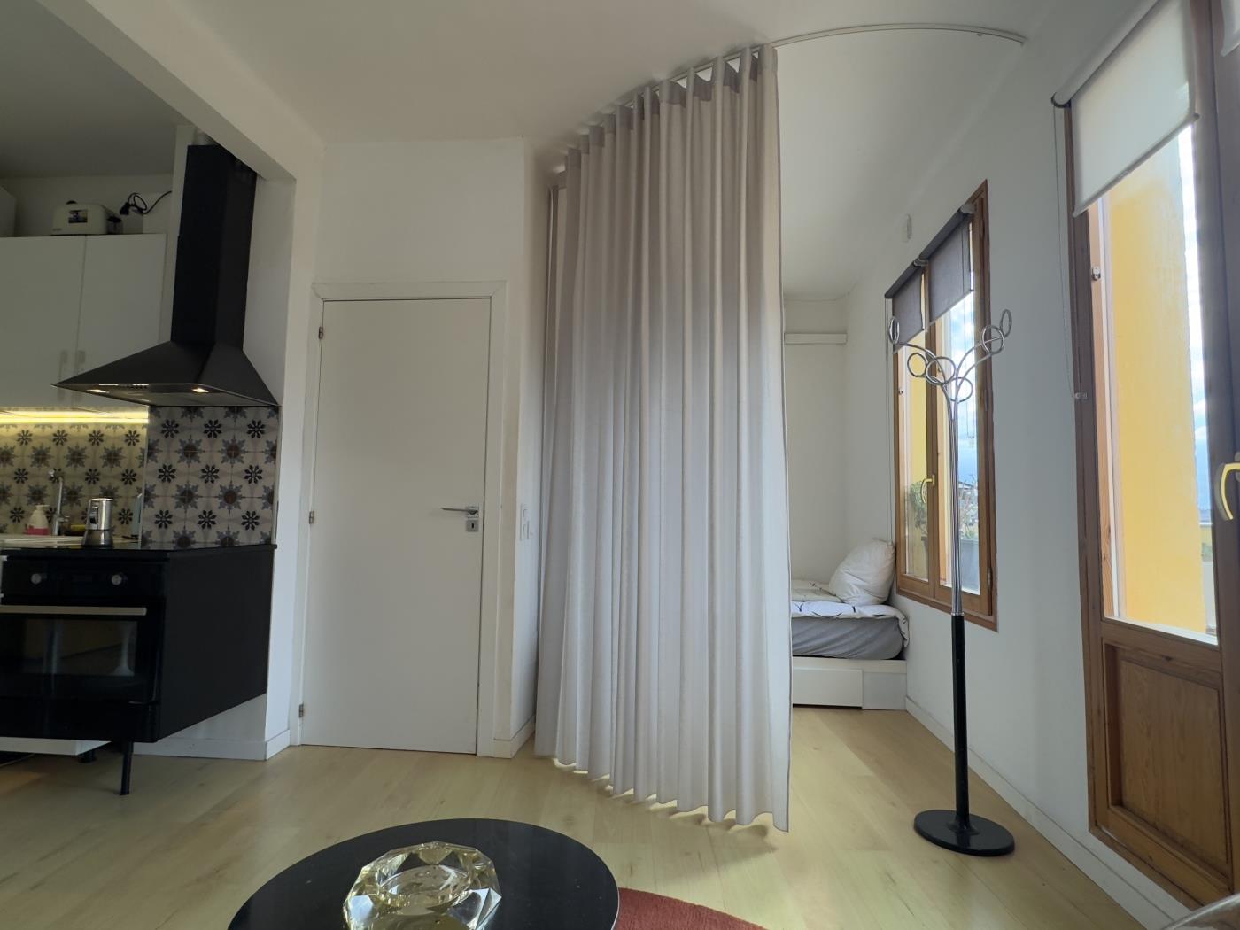 Loft rénové de 2 chambres avec terrasse dans le Quartier Gothique - My Space Barcelona Appartements